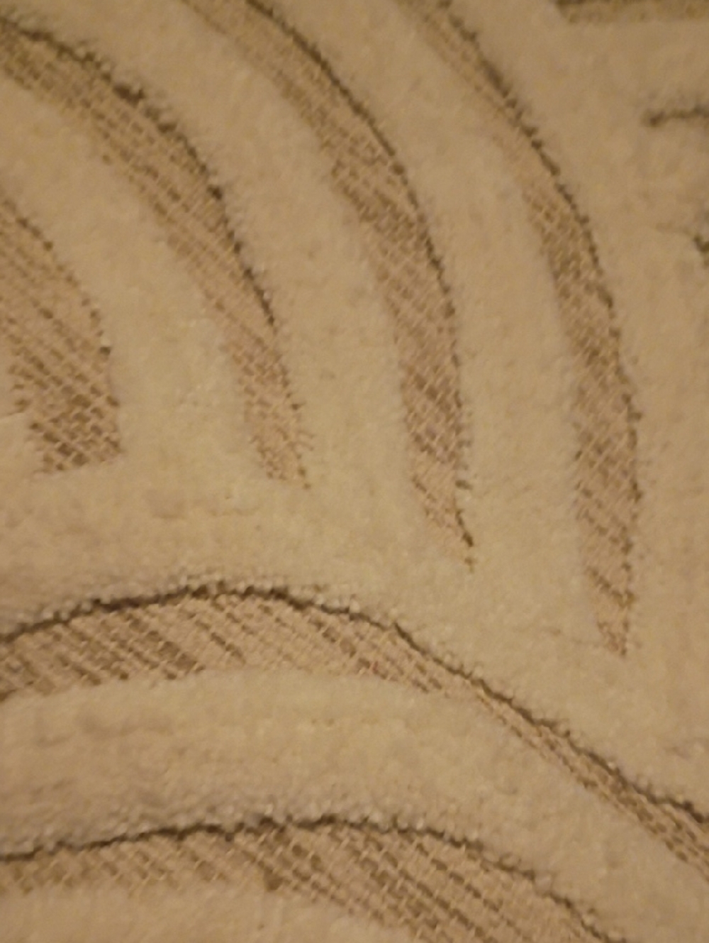 Cream Textured Arc-Pattern Bath Mat - Soft Absorbent Plush - Picture 4 of 11